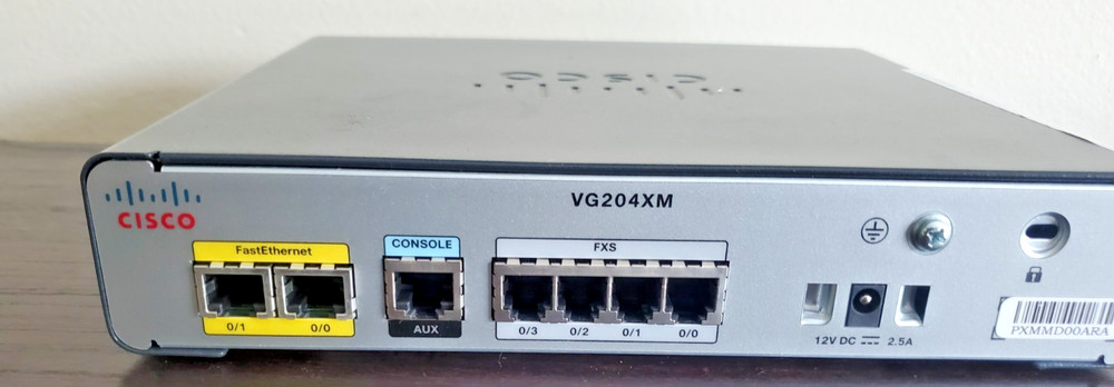 CISCO VG204XM 4-Port VOIP Analog Gateway