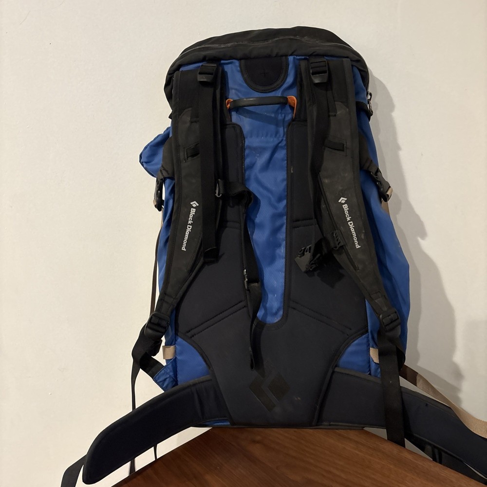 Black Diamond Speed 30 Hiking Backpack Daypack Medium 30L