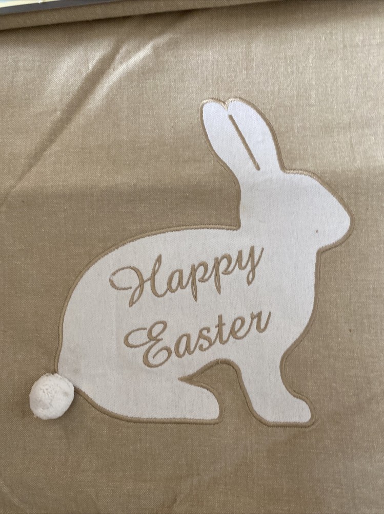 Well Dressed Home Sequin Bead Embrodiery Easter Bunny Table Runner 16"x72” NWT