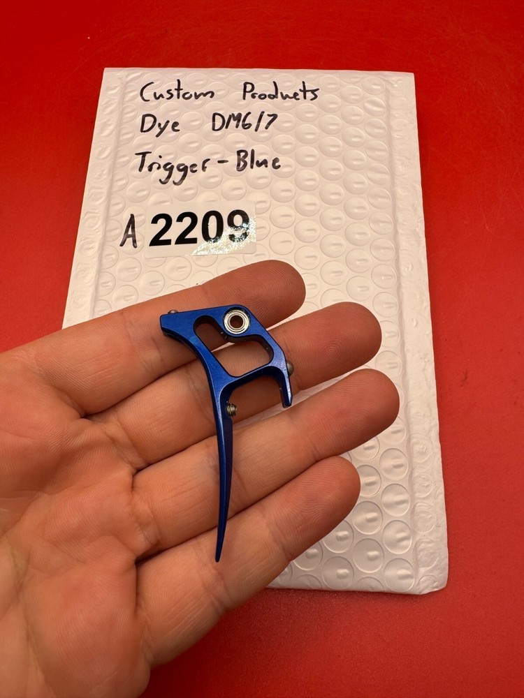 Custom Products Dye DM6/7 Trigger-Blue