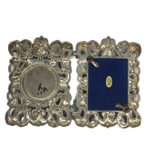 Silver-Plated Picture Frame & Clock Desk Top Beautiful Ornate Scroll Work Design