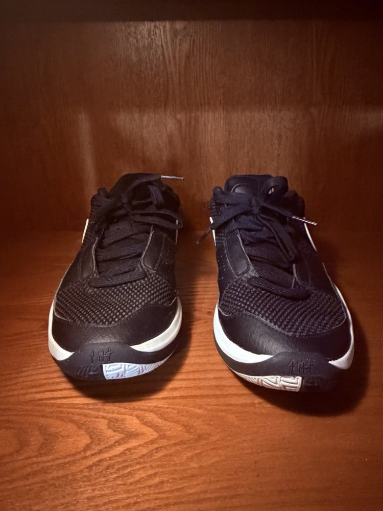 Nike Ja 1 Black & White (Size 6.5)
