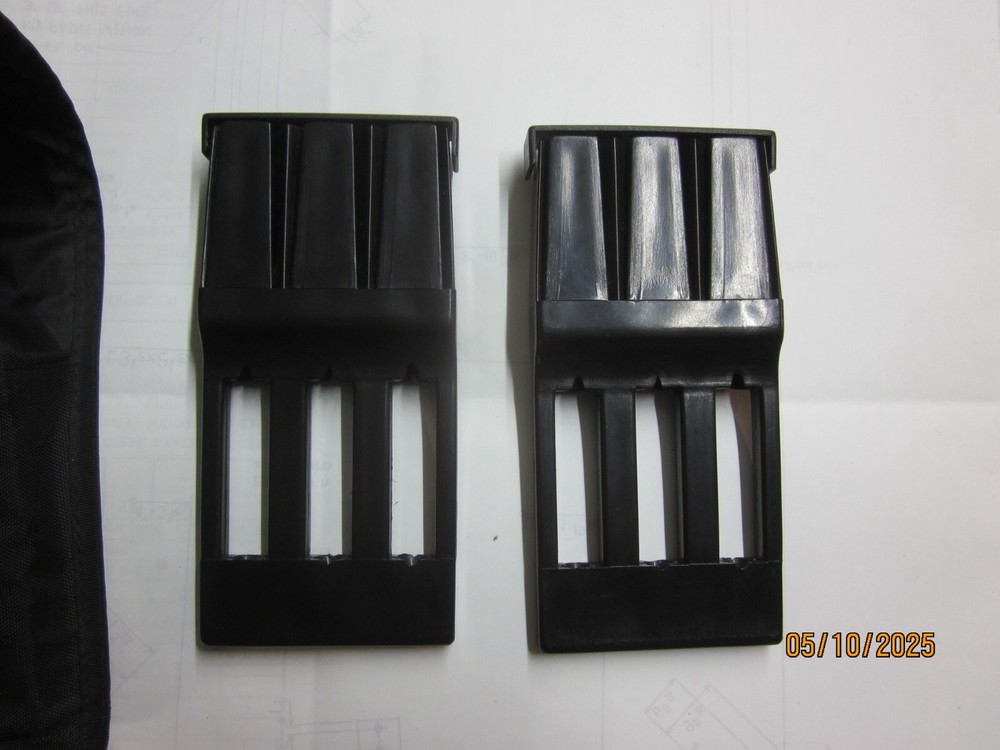 Dart Case W/2 Plastic Dart Holder Inserts