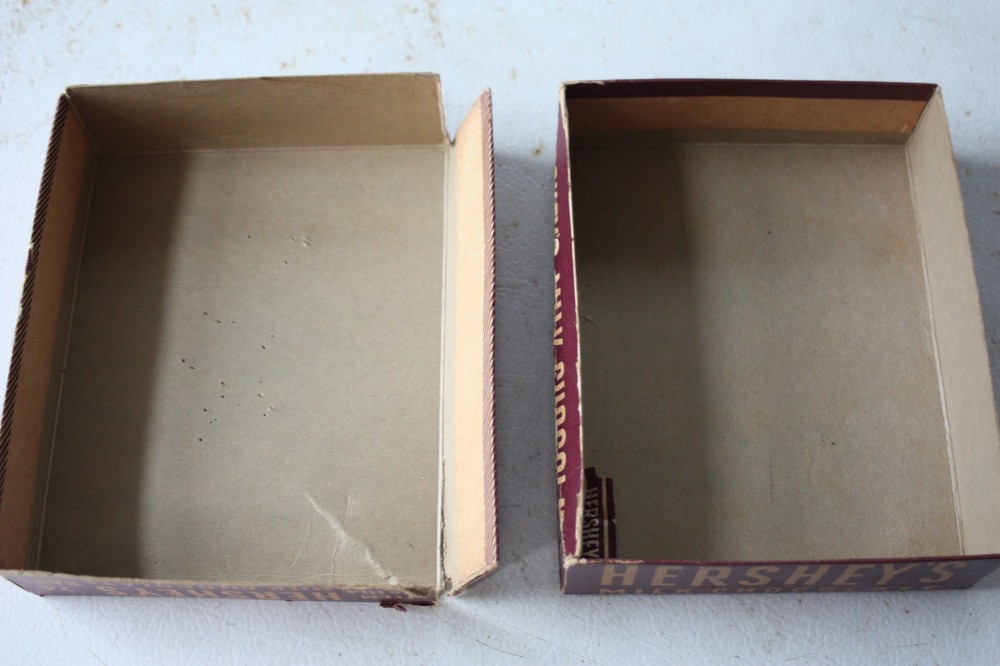 Hersheys Milk Chocolate Box Vintage #104