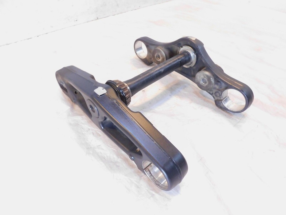 2008 2009 & 2010 Victory Vision Front Fork Upper Lower Triple Tree Mount Bracket