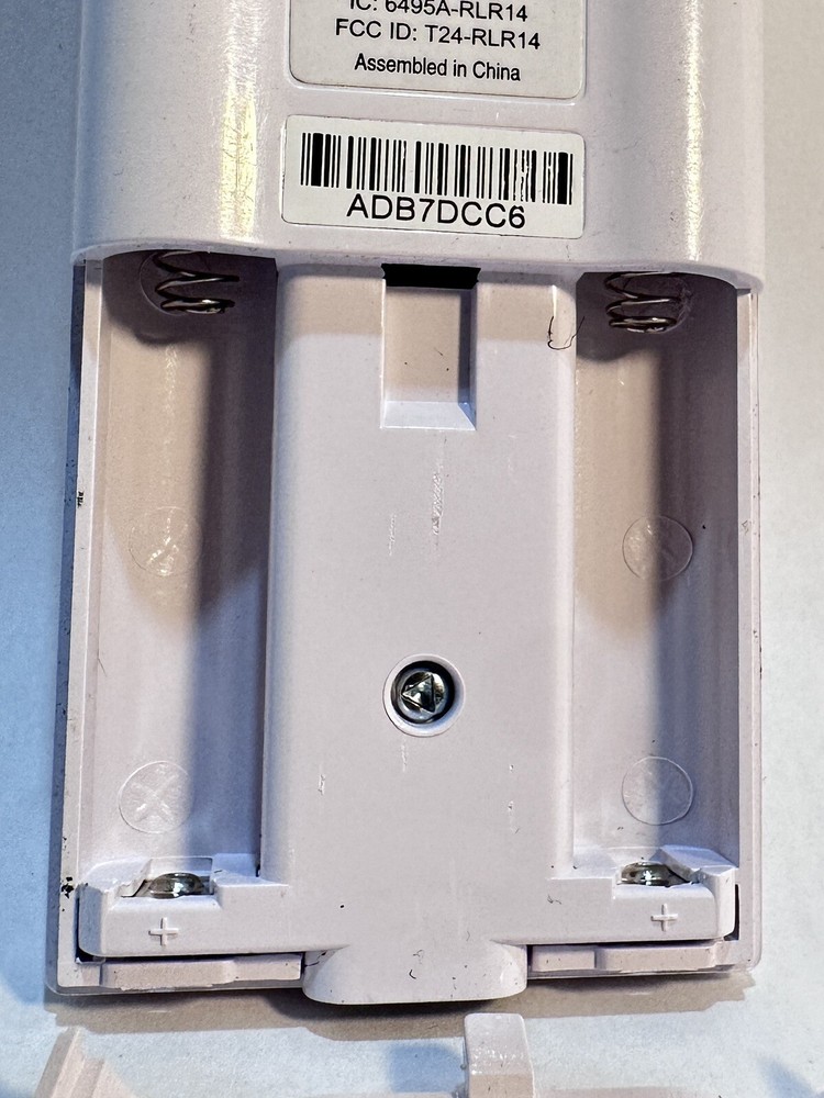 iClicker 2 - Student Resonse Remote For The College Classroom White Controller