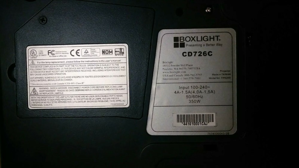 Boxlight CD726C 2500 Lumens 1800:1 Digital Multimedia Projector low hours .