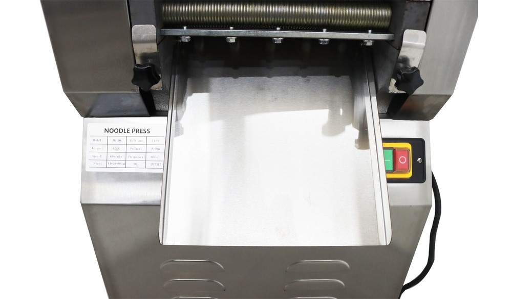 Electric Noodle Making Machine with 1.5&3mm Blade Dough Roller Sheet Maker025358