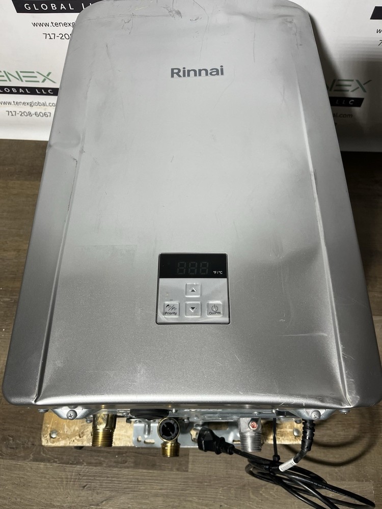 Rinnai RE140iP Indoor Tankless Water Heater 140k BTU Propane Gas (B-19 #1675)