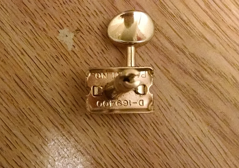 Pre CBS gold single Kluson tuner