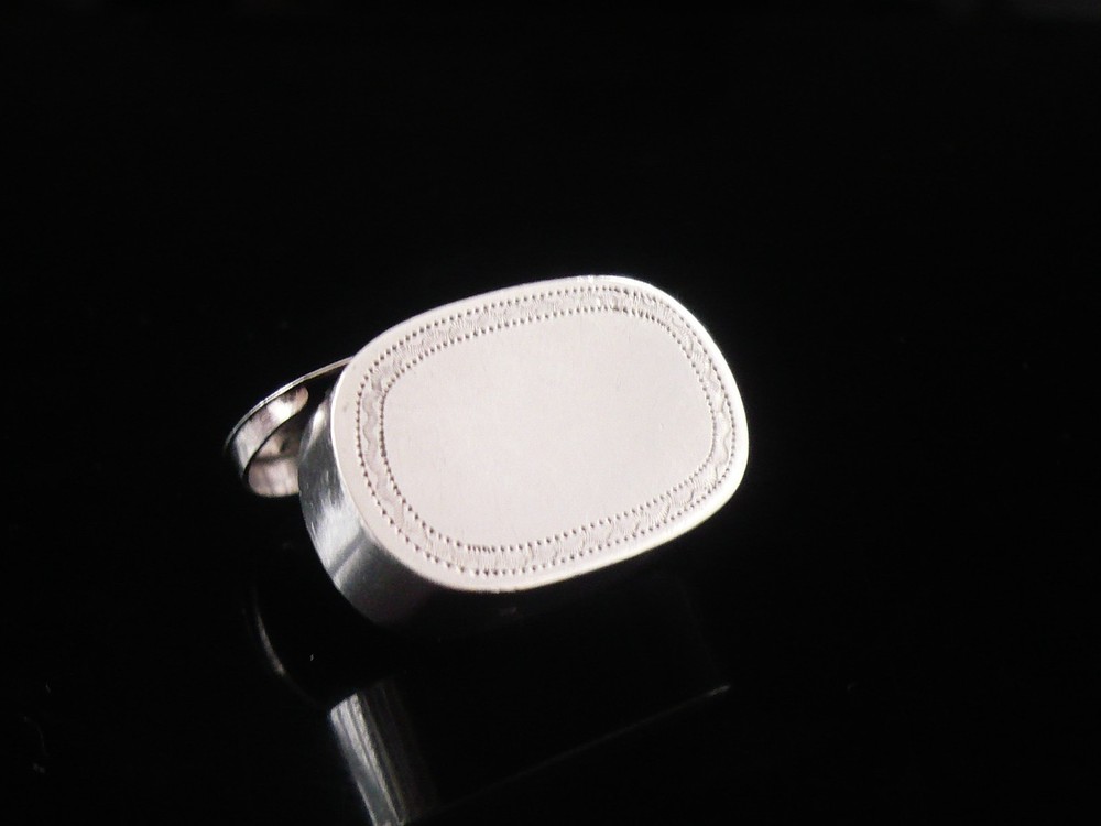 Antique Sterling Silver Patch Box, Hallmarked Birmingham 1800
