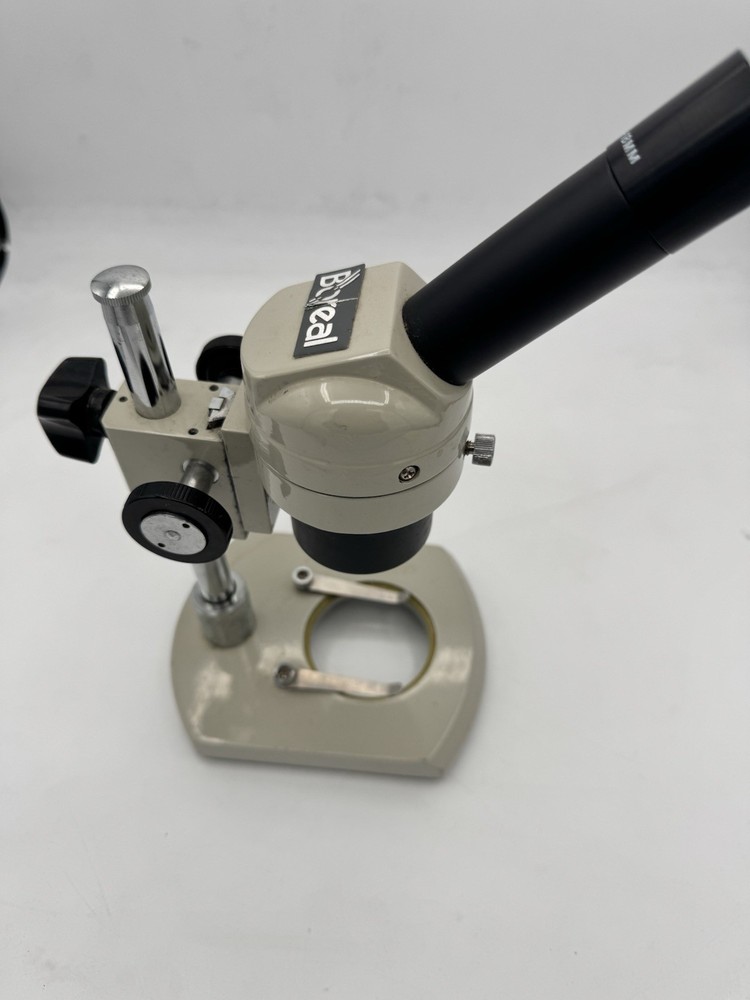 Boreal Microscope Missing Middle Holder