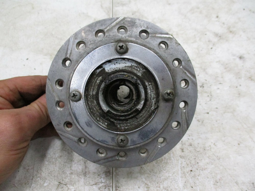 Front hub 1975 Honda CB200 CB 200