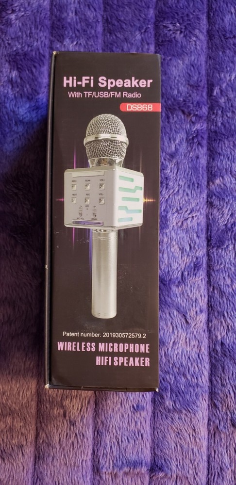 WIRELESS HANDHELD KARAOKE MICROPHONE HIFI SPEAKER SILVER DS868