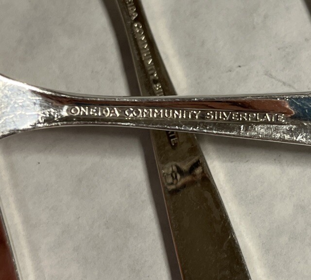 Oneida Community Silverplate Flatware Winsome 1 Teaspoon 3 Dinner Forks