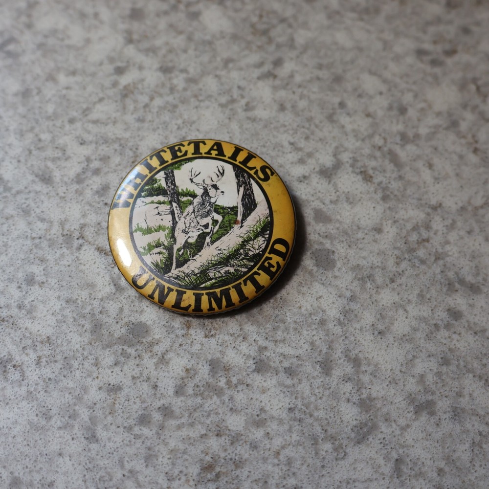 Whitetails Unlimited vintage pin button