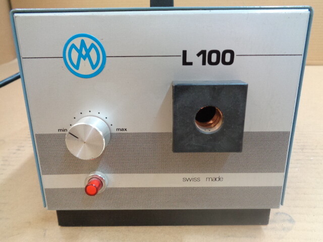 Marcal Aubert SA L-100 220V Illuminator Fiber Optic Light Source