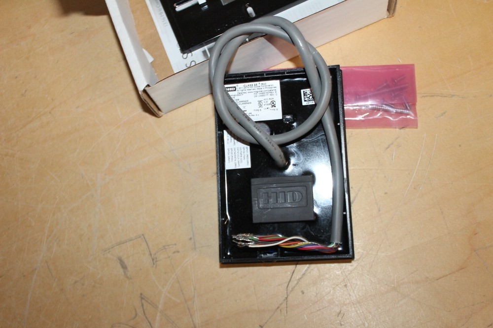 HID 920NTPNEKE041P -iCLASS -Wall Switch Reader - Black ~ (v)