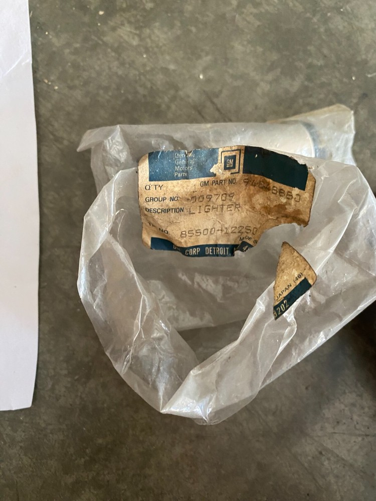 Genuine GM Cigarette Lighter 94848880