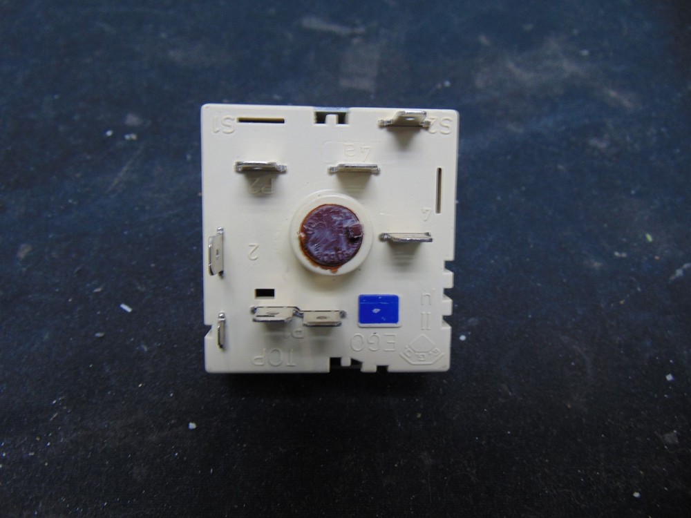KitchenAid Electric Range KERS505XWH00 Surface Element Control Switch WP74010824