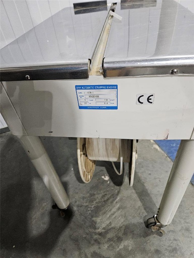 STRAPACK STR-1 SEMI-AUTOMATIC STRAPPING MACHINE BINDING STANDARD ON WHEELS