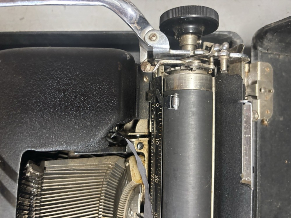 Smith-Corona Sterling Typewriter - Black