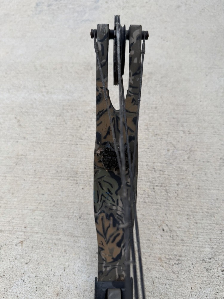 PSE Coyote Bow Right Handed