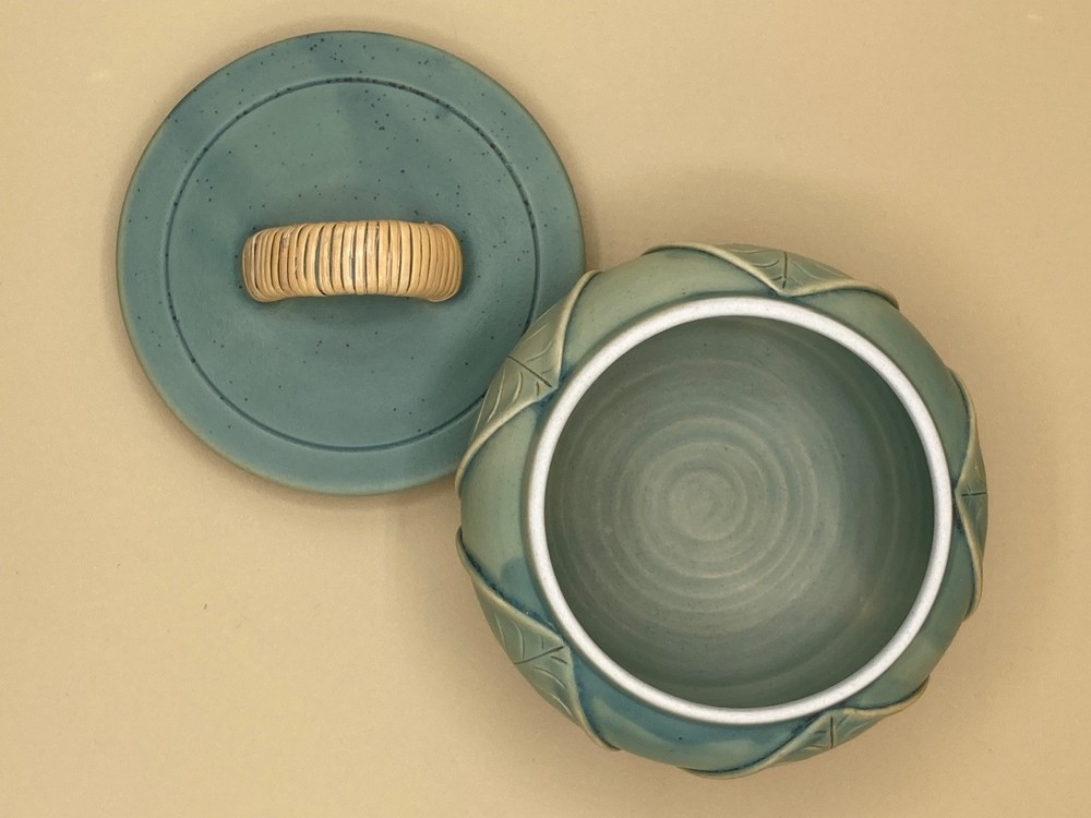 Lidded Ceramic Jar w/Rattan Crafted Handle Leaf Pattern