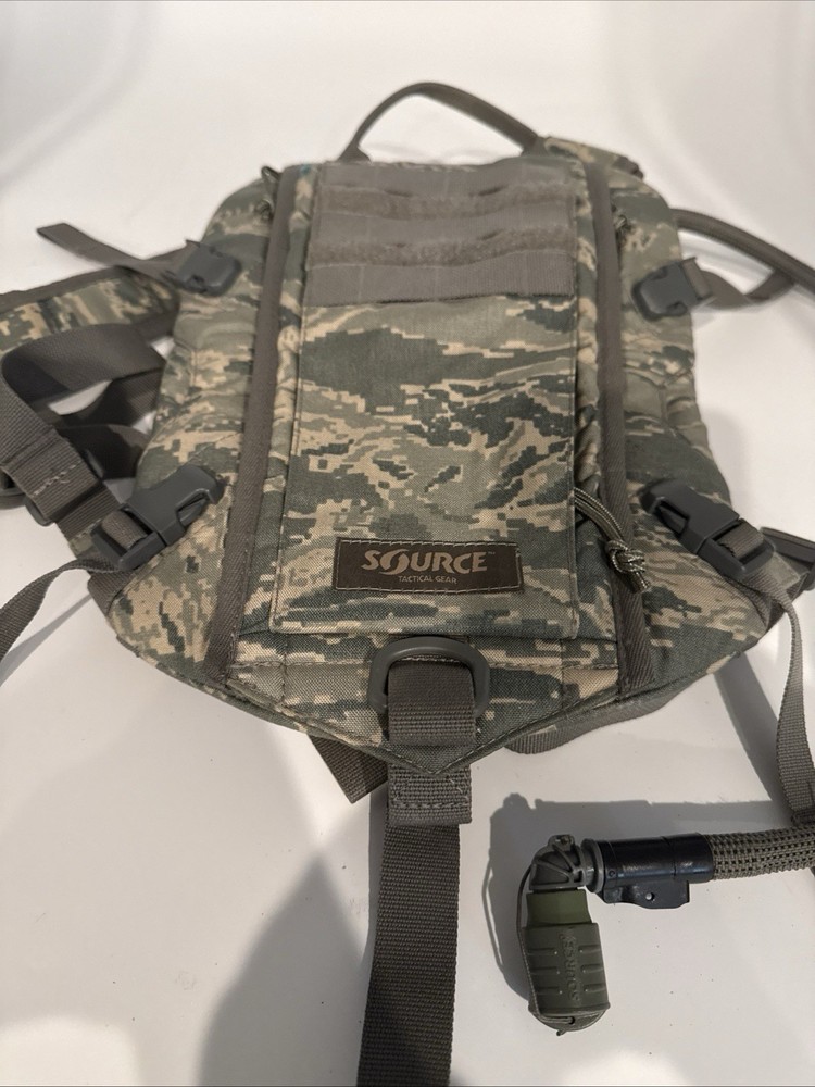 ABU Hydration Backpack 3L 100 Oz