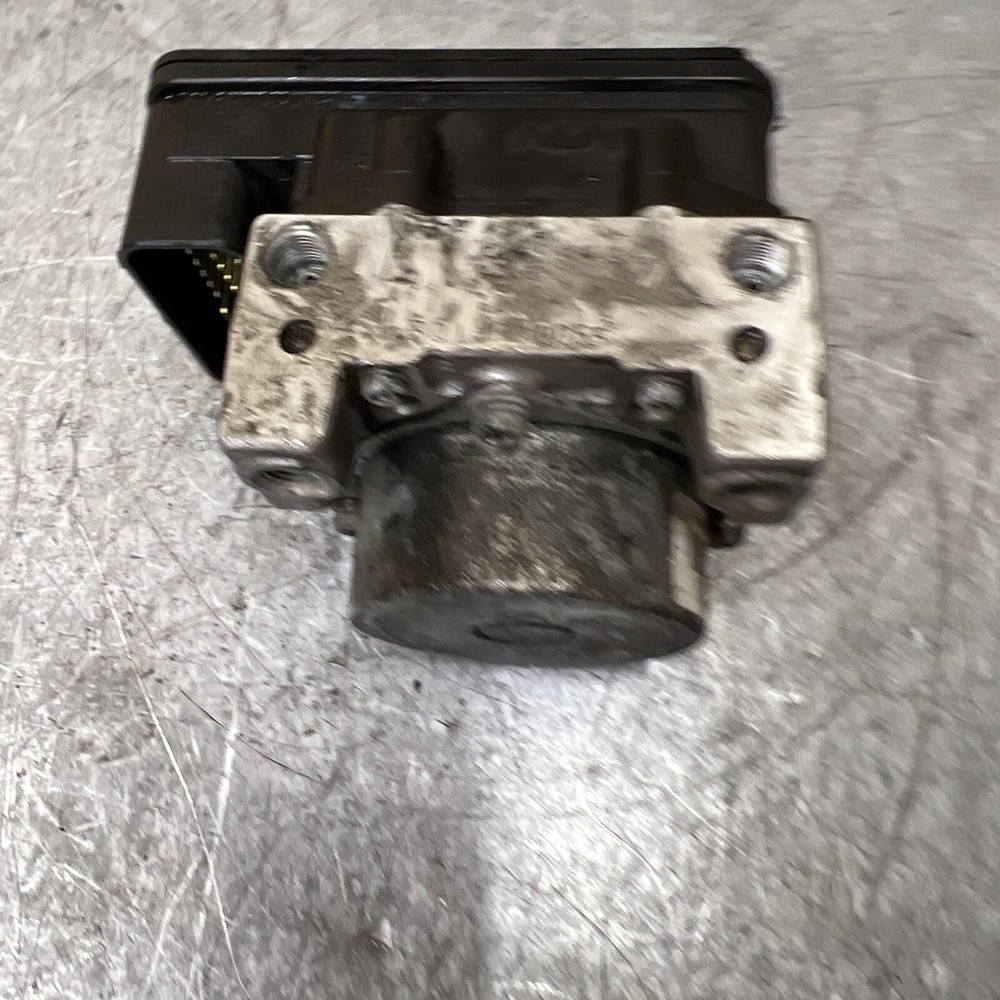 Triumph Tiger 800 2010-2014 ABS Pump Unit Module Control Unit