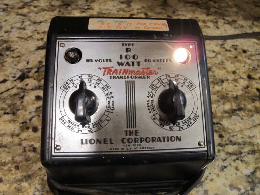 Lionel Type R Trainmaster Transformer 100 watt, Tested. Ready to use!