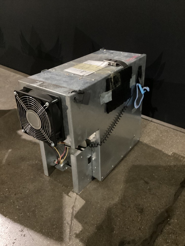 KUKA 00110856 KC2 Robot Computer USED