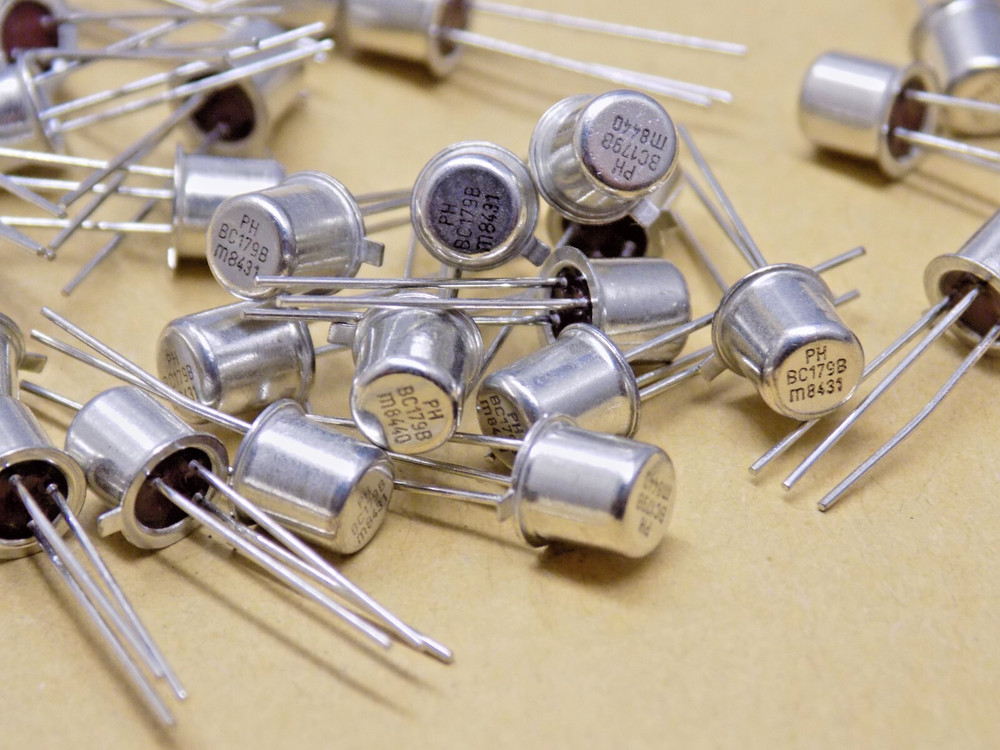 20x BC179B PHILIPS PNP TRANSISTOR NOS