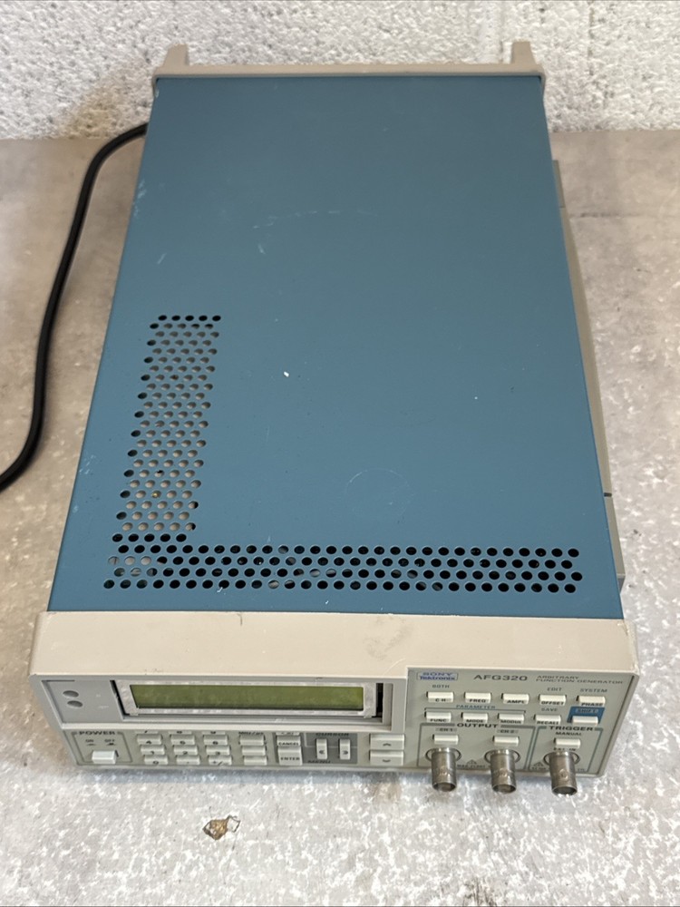 Sony Tektronix AFG320 Arbitrary Function Generator - Read Description