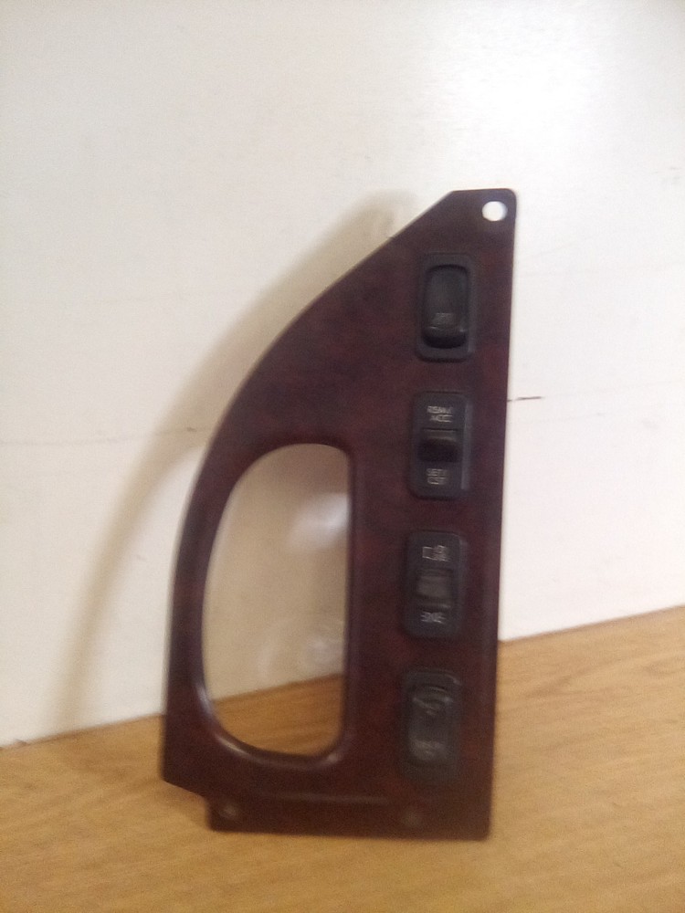 2017 Freightliner M2 Dash Switch Panel