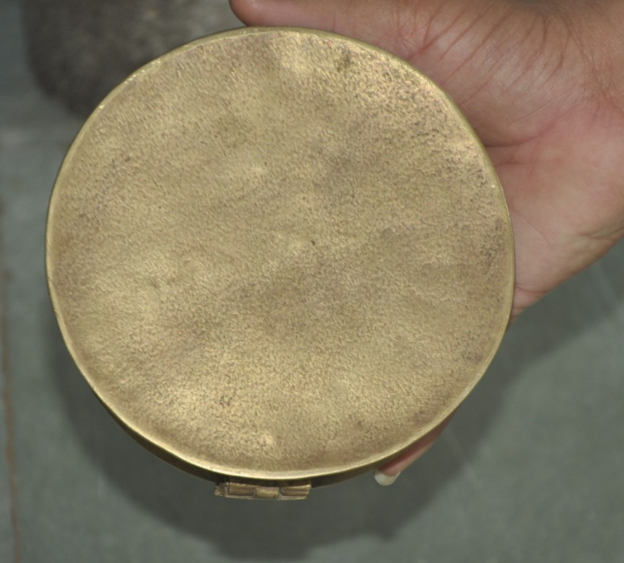 Vintage Brass Unique Solid Handcrafted Round Small Bread / Chapati Box