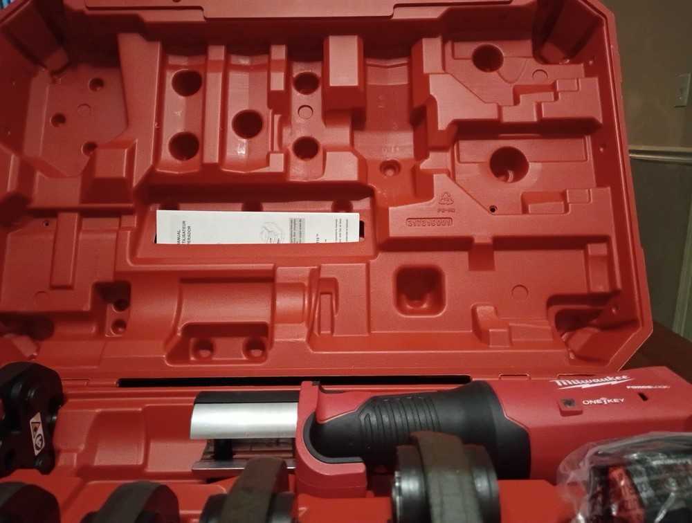 milwaukee 2922-22 m18 force logic press tool
