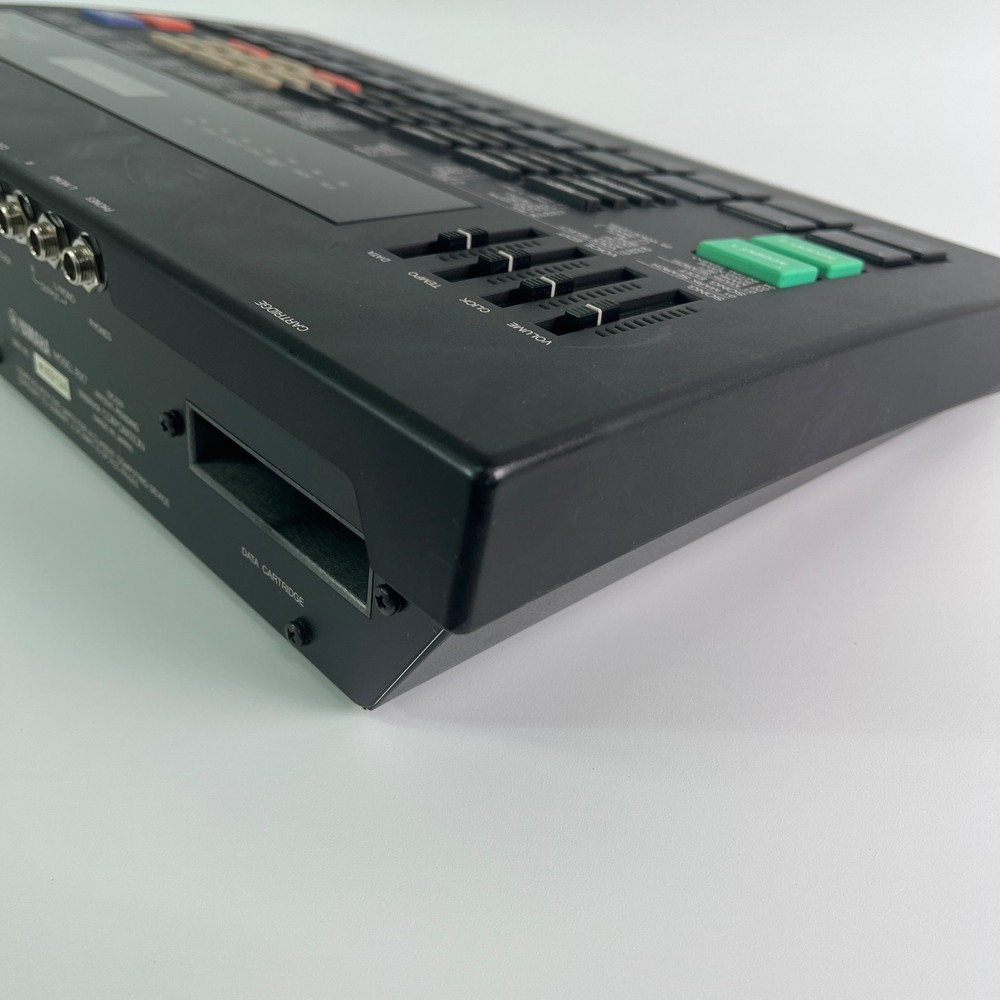 Yamaha RX7 Drum Machine Rhythm Machine [Power-on test confirmed, No Battery]