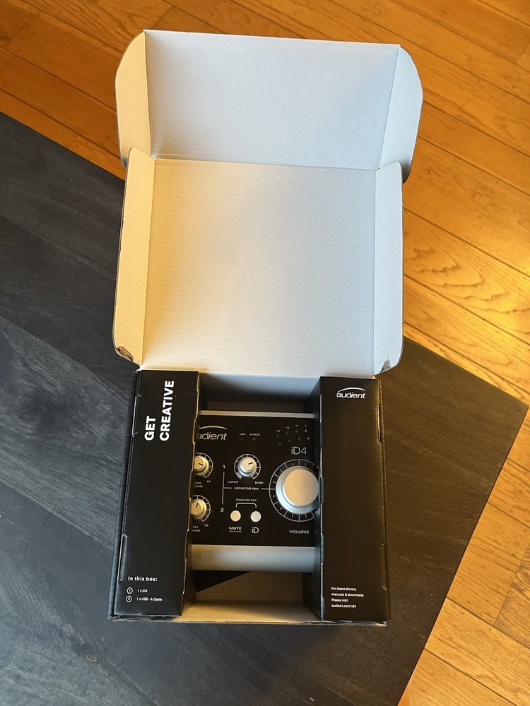 Audient ID4 2in / 2out Audio Interface - IN ORIGINAL BOX