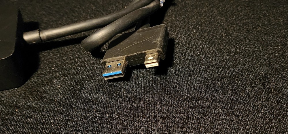 Surface Docking Station SH701