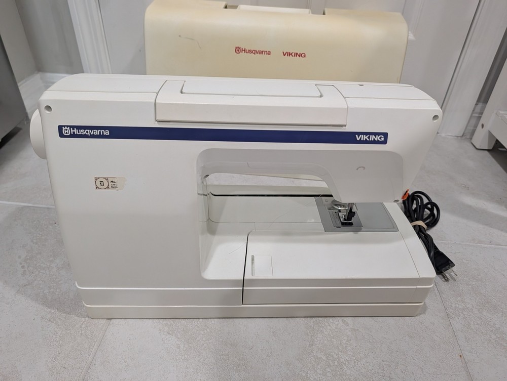 Husqvarna Designer 1 Sewing Machine