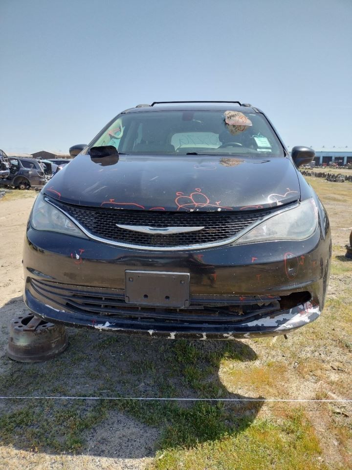 LEFT BLK ROCKER PANEL MOULDING OEM 2017 CHRYSLER PACIFICA