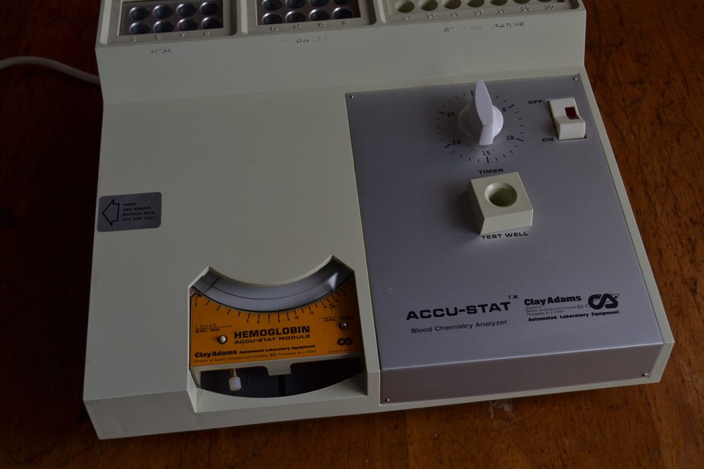 Clay Adams Accu-Stat Module Blood Chemistry Analyzer Model 2000
