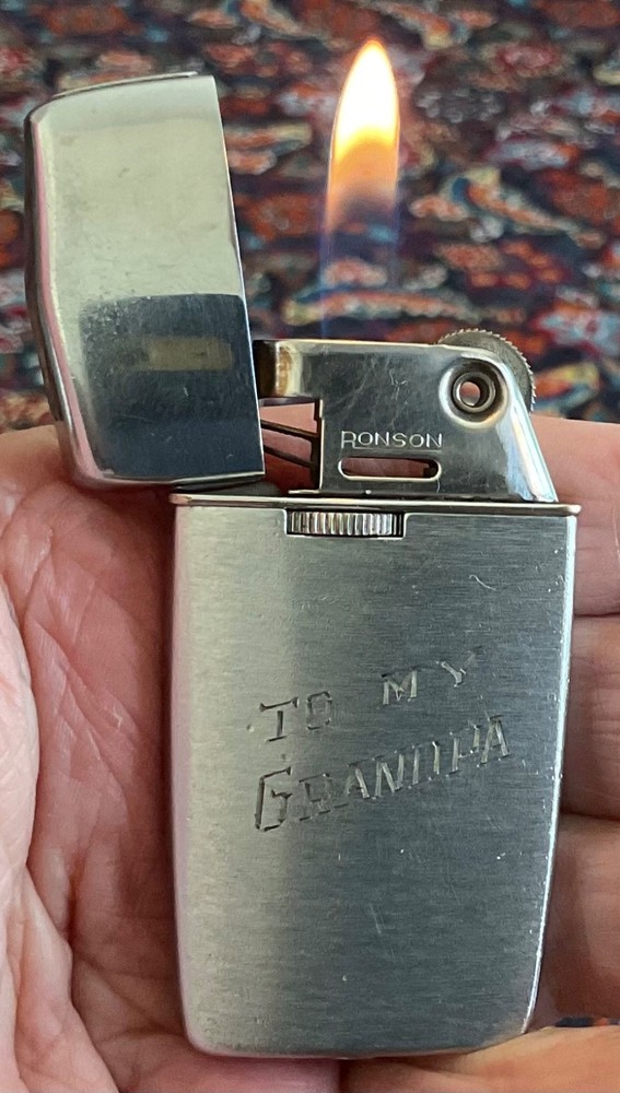 Vintage Ronson Slim Windlite Lighter. W. Germany / Works