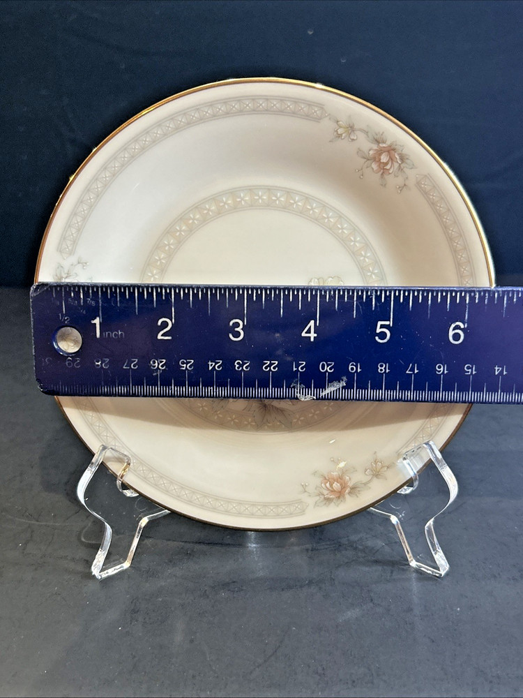Noritake CERVANTES 5 Pc Place Setting Ivory China 7261 EUC