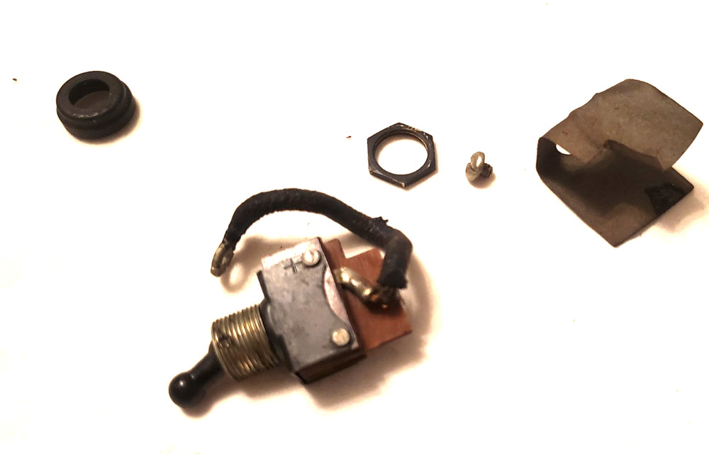 Singer 221 featherweight sewing Machine working tested light switch