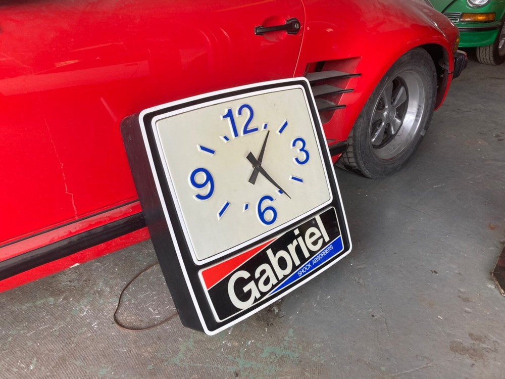 GABRIEL Shock Absorber Advertising Clock