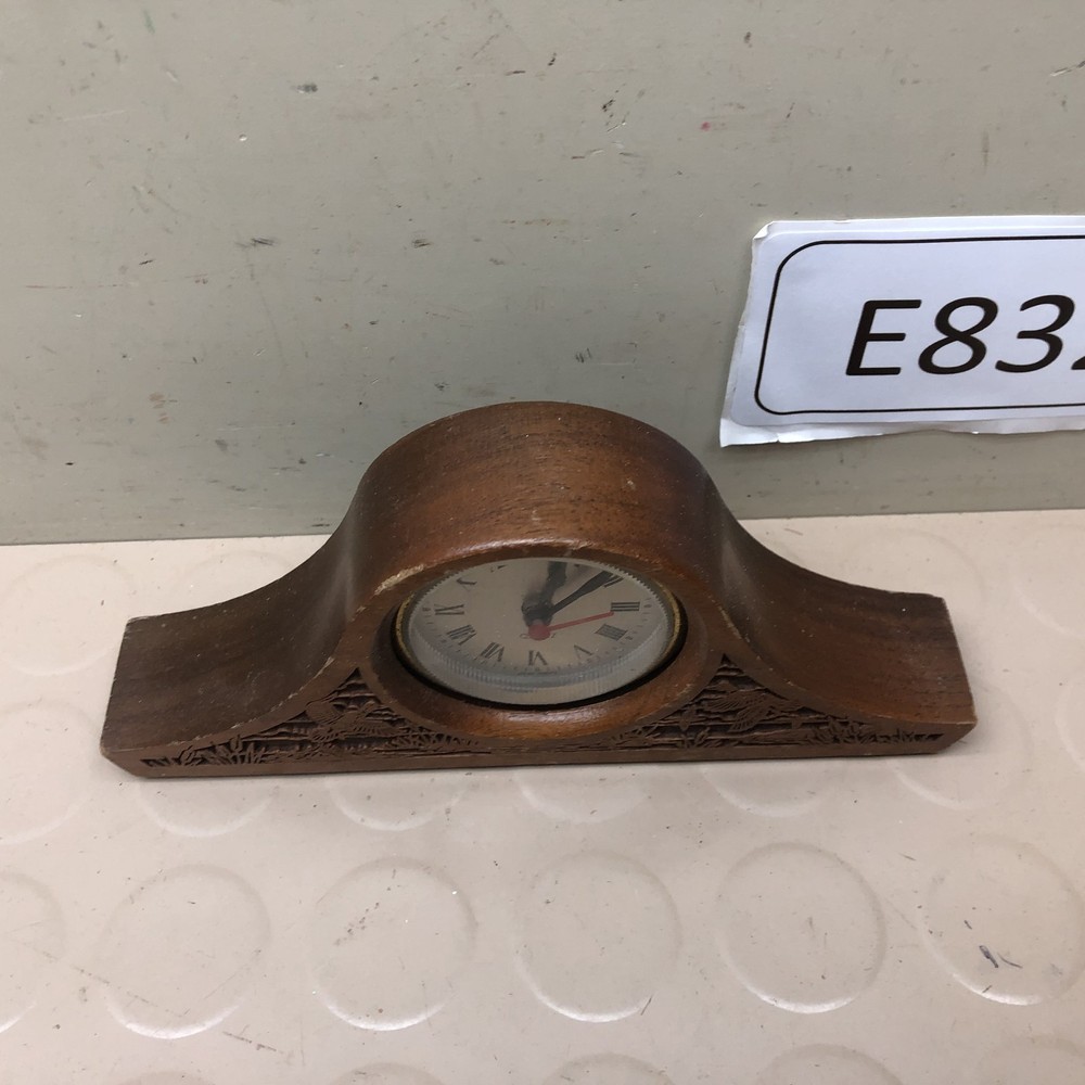 Lasercraft Wood Mantle Desk Clock - Ducks