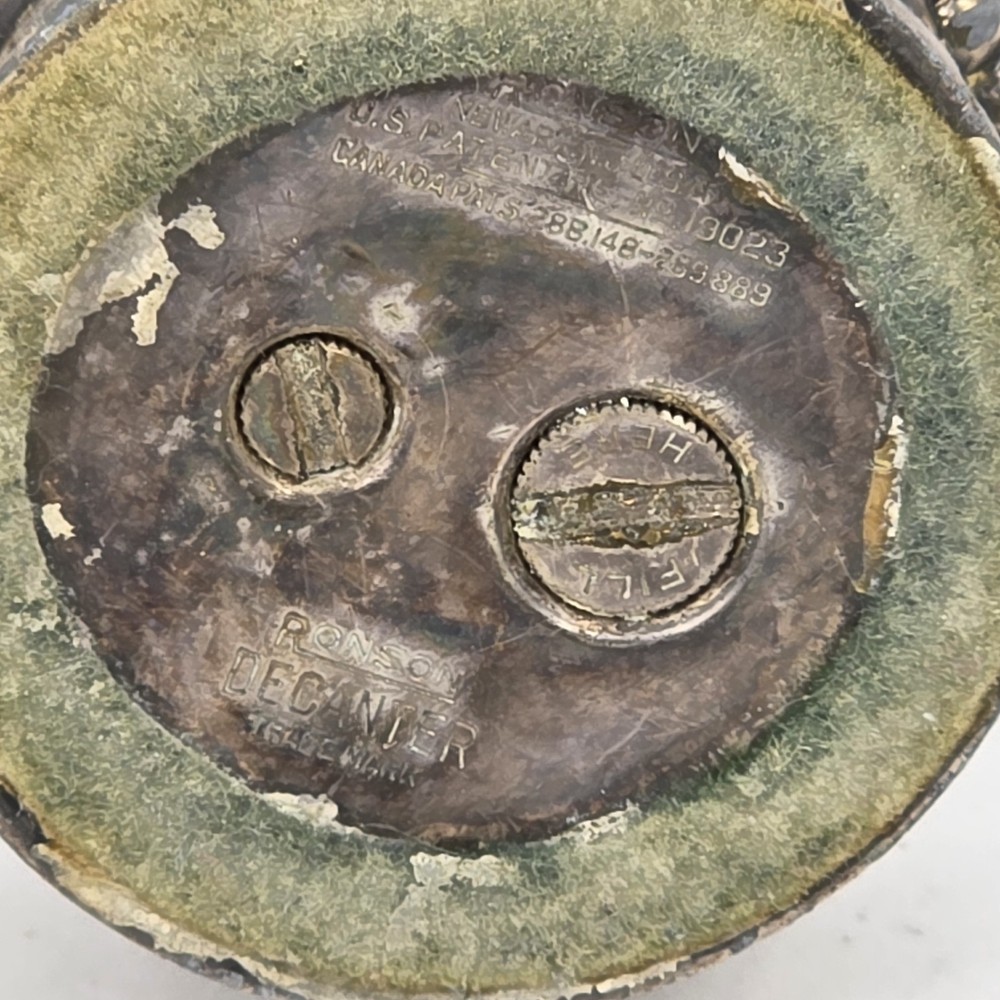 Cool Vintage Ronson Decanter Silver Plated Table Lighter 4 1/2"