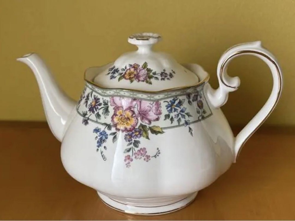 Royal Albert Hartington teapot